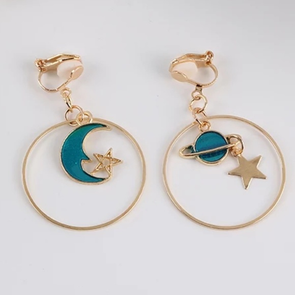 Gold moon planet CLIP ON earrings - Picture 1 of 3
